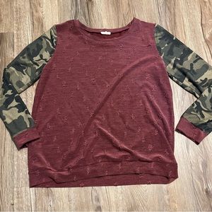 Bibi distressed camo top medium